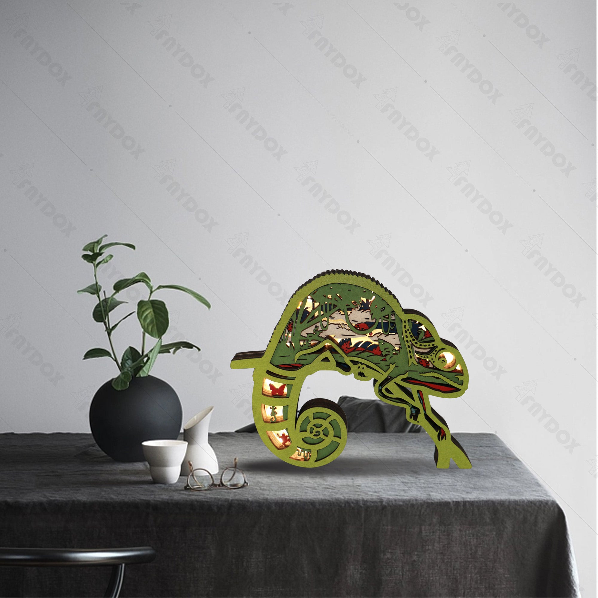 Wooden Chameleon Carving Handcraft Gift With Led